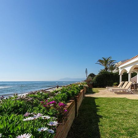 Charming Villa On The Seafront 마르베야 외부 사진